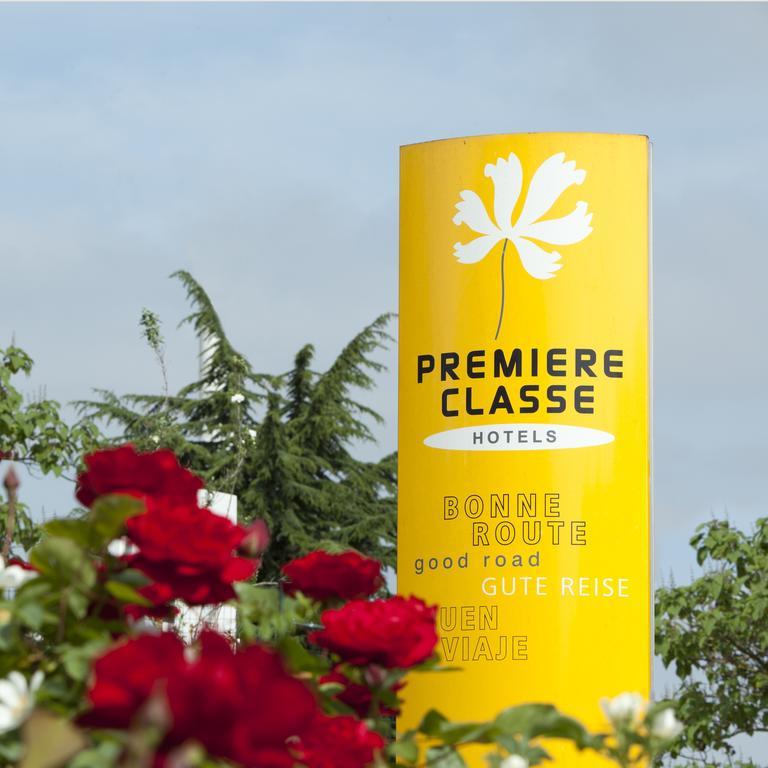 Premiere Classe Niort Est La Creche Luaran gambar
