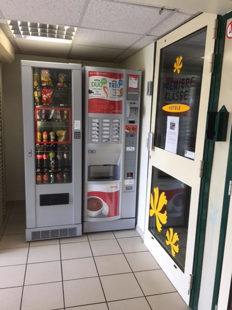 Premiere Classe Niort Est La Creche Luaran gambar
